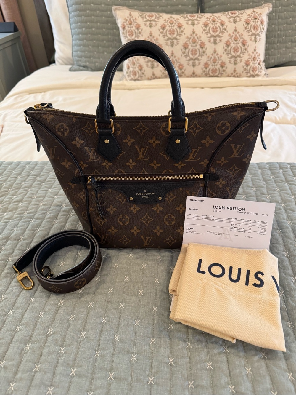 EUC Louis Vuitton Monogram Tournelle PM in Noir